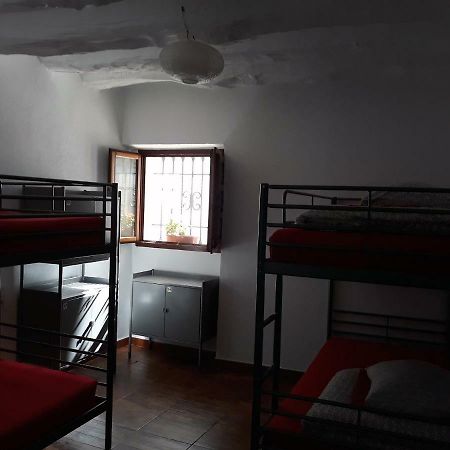 Bed and Breakfast Refugio Alpujarra Alta Тревелес Екстер'єр фото